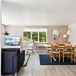 Roze - 450m From The Sea By Interhome * Glesborg